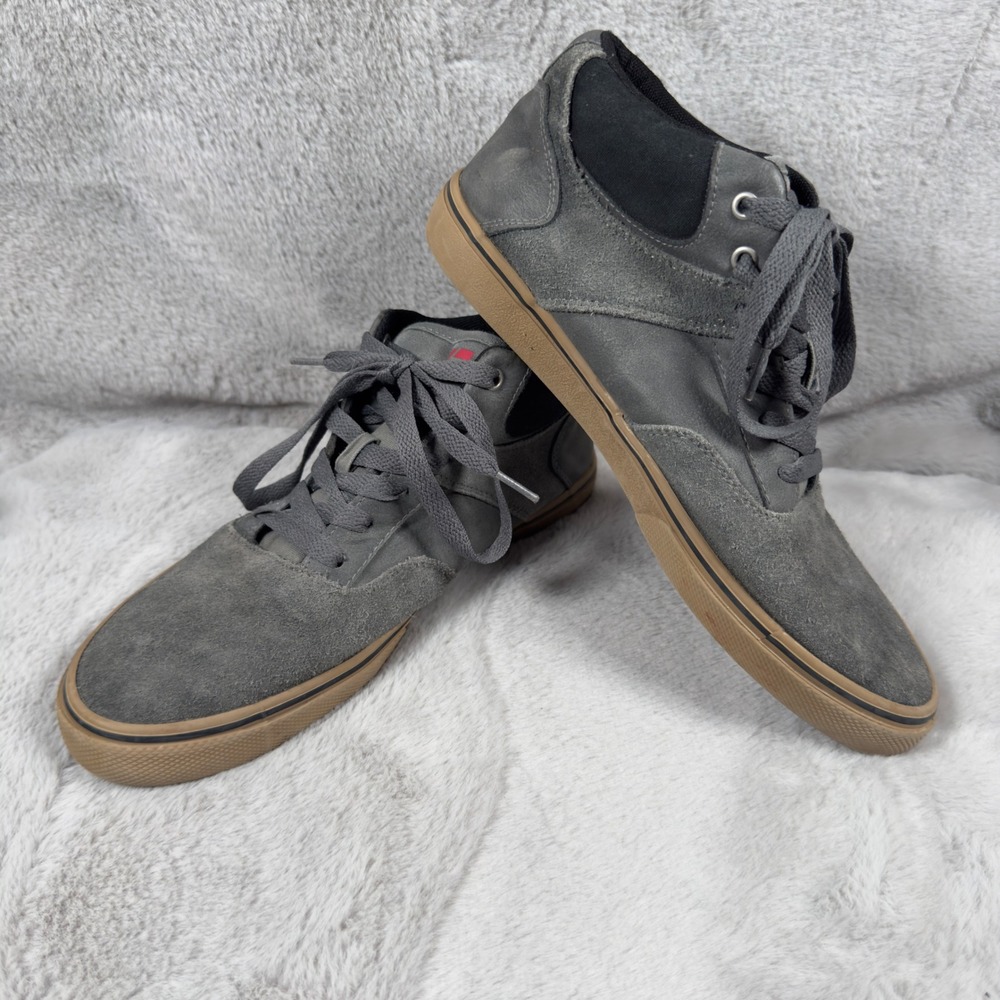 Etnies Half Pipe Skate Shoes Mens Size 8.5‎ Grey Suede Mid Top Sneakers